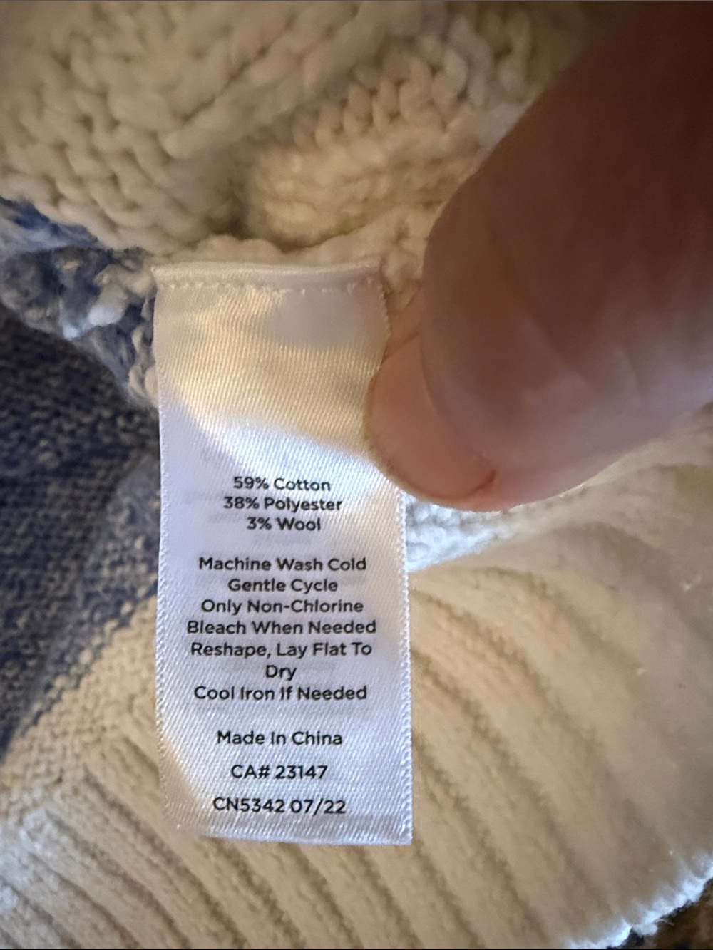 Talbots Crew Neck w/wide cuffs- worn twice. From the 2022 collection -retail 148 - Picture 5 of 6